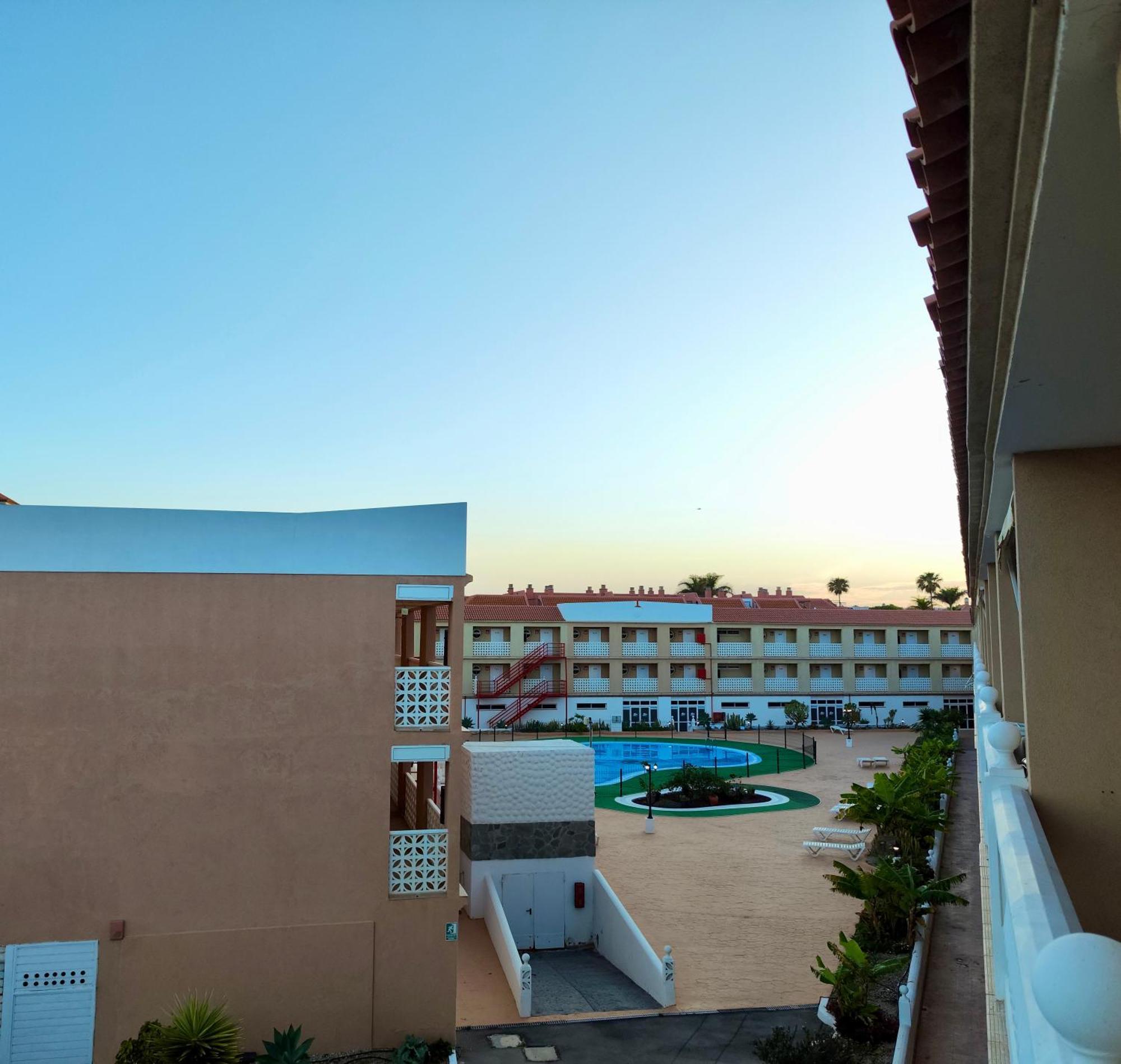 Encantador Estudio Con Terraza Privada Y Espectaculares Vistas Al Mar En Costa Del Silencio, Cerca De Los Cristianos Exterior foto